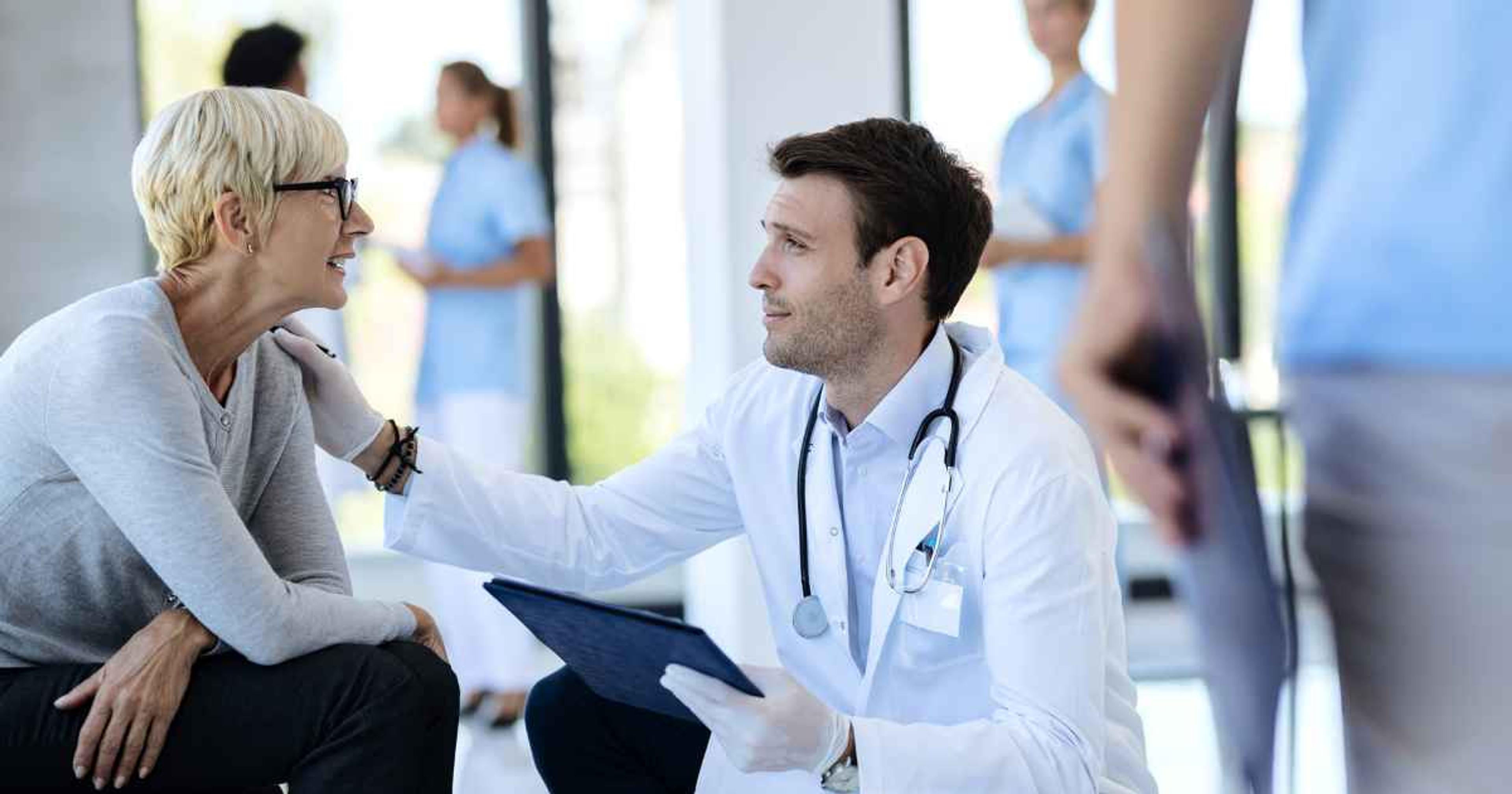 Derechos de los pacientes en Latinoamérica: todo lo que una clínica debe saber