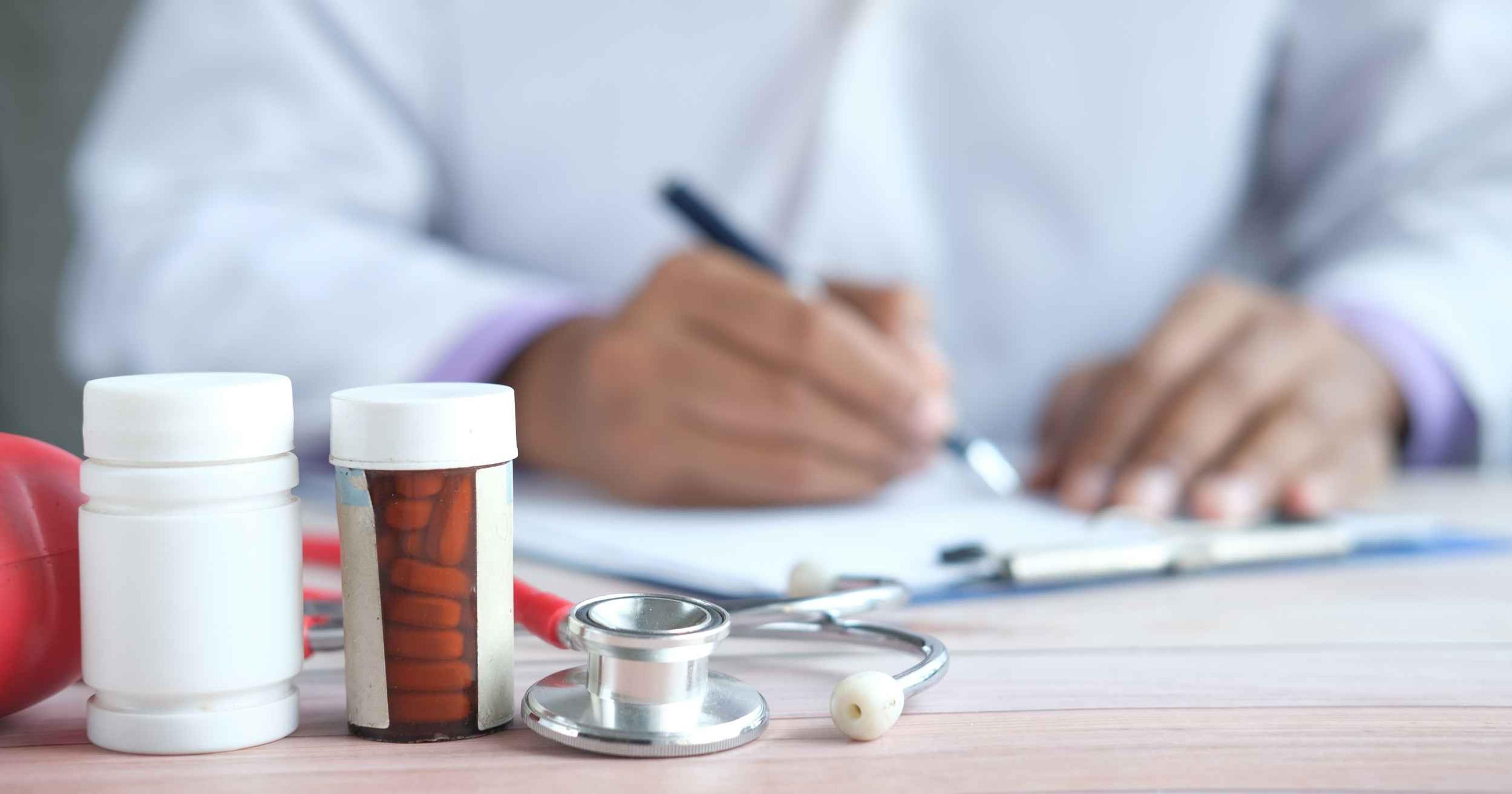 Formato de receta para medicamentos controlados: guía para tu consultorio