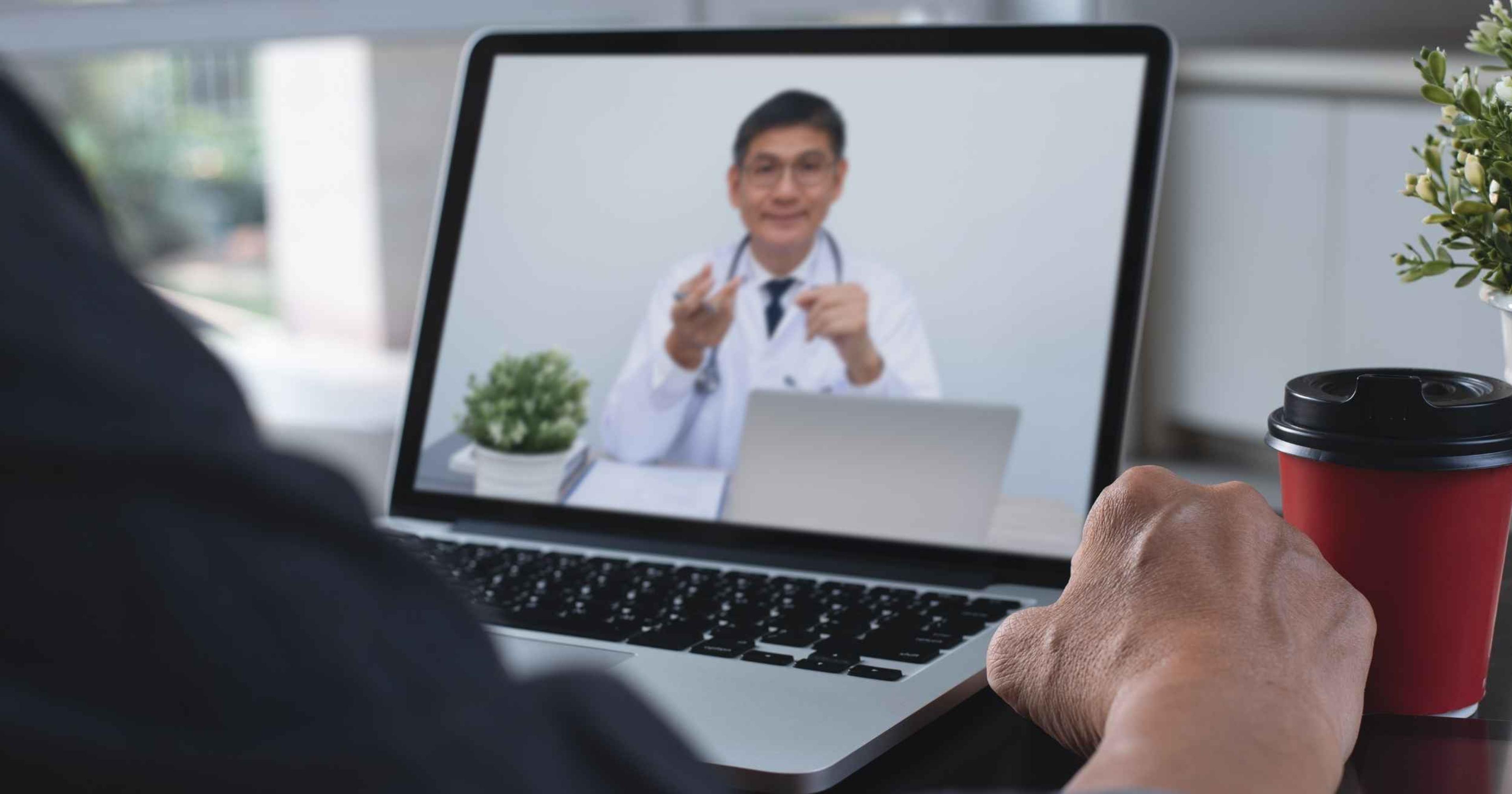 Telesalud y telemedicina: cómo transforman la atención médica a distancia