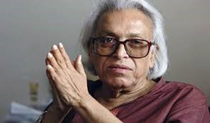 শামসুর রাহমানের চারটি কবিতার নিবিড় পাঠ রূপালি স্নান : কবির অপ্সুদীক্ষা