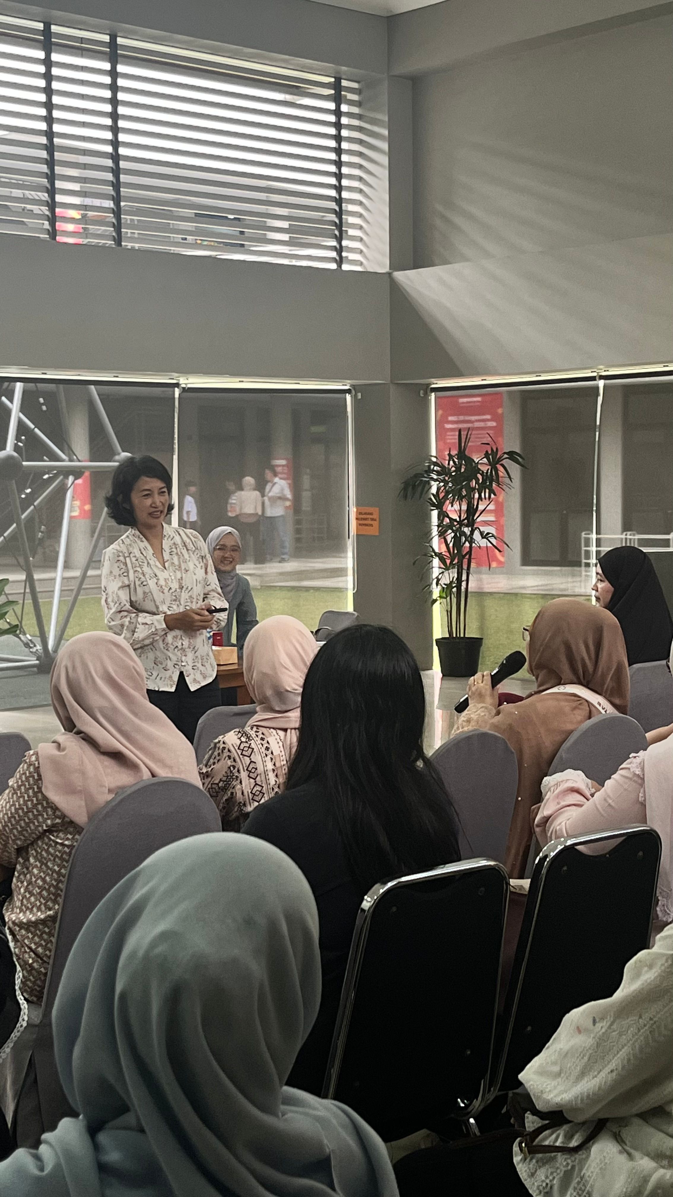 Parenting bersama Dewi Miranti Noviandari Amri, M.Ed