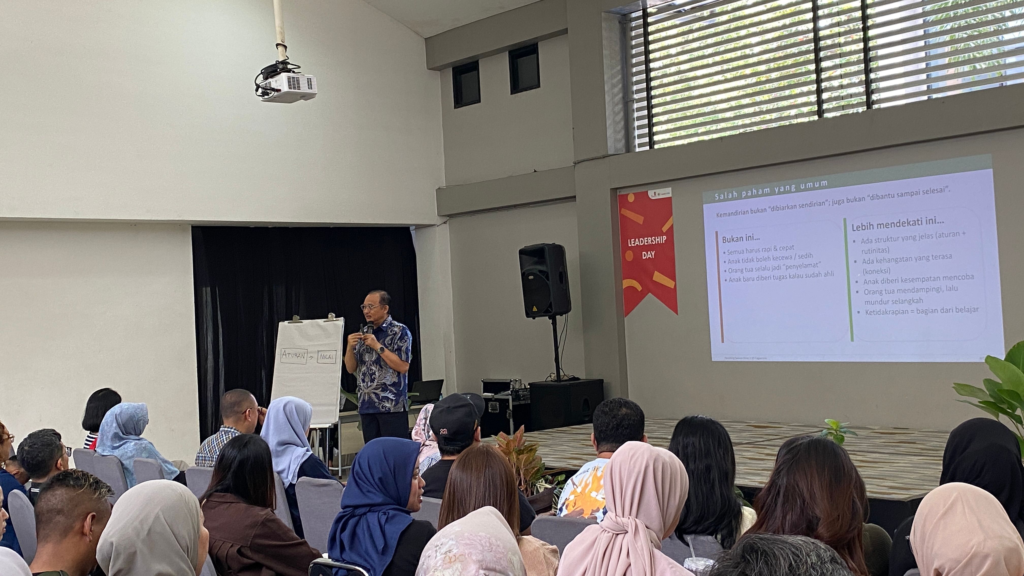 Parenting bersama Fidelis Waruwu, M.Sc.Ed