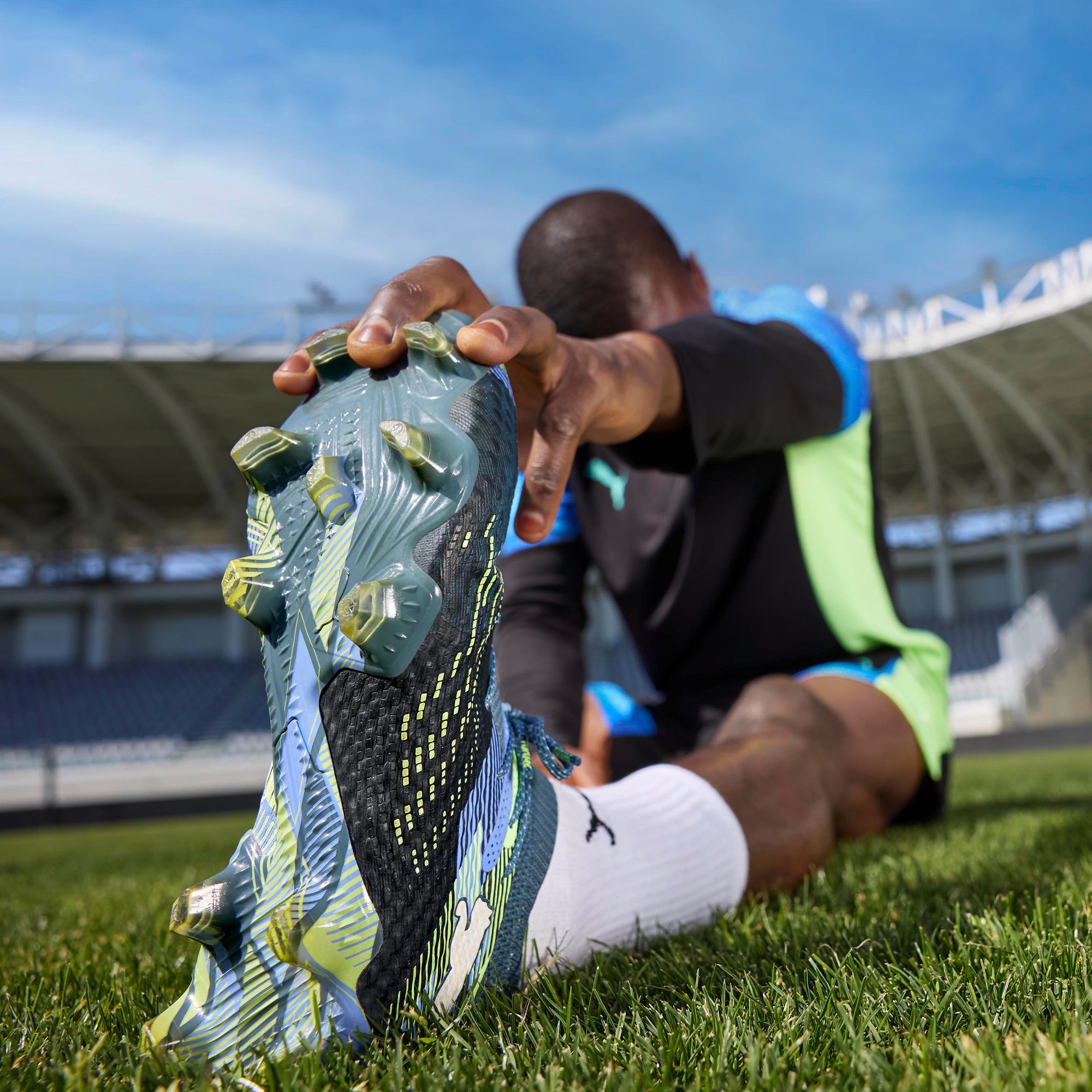 ダルマの型fg7 メンズ フューチャー 7 アルティメット FG/AG サッカースパイク | PUMA
