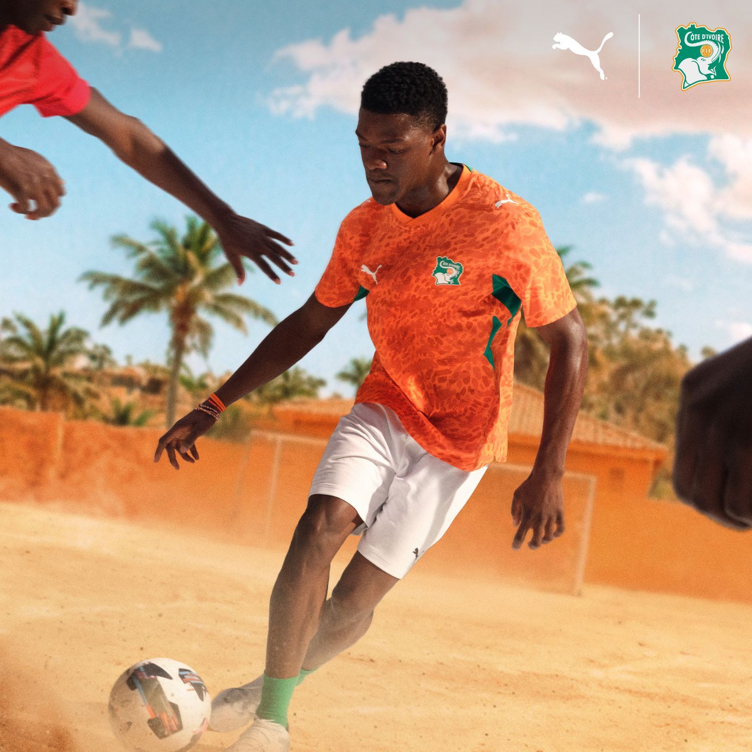 PUMA公式】最新サッカーアイテムコレクション | PUMA 日本