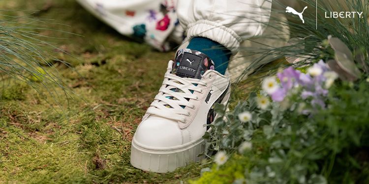 新品PUMA×LIBERTY スニーカー