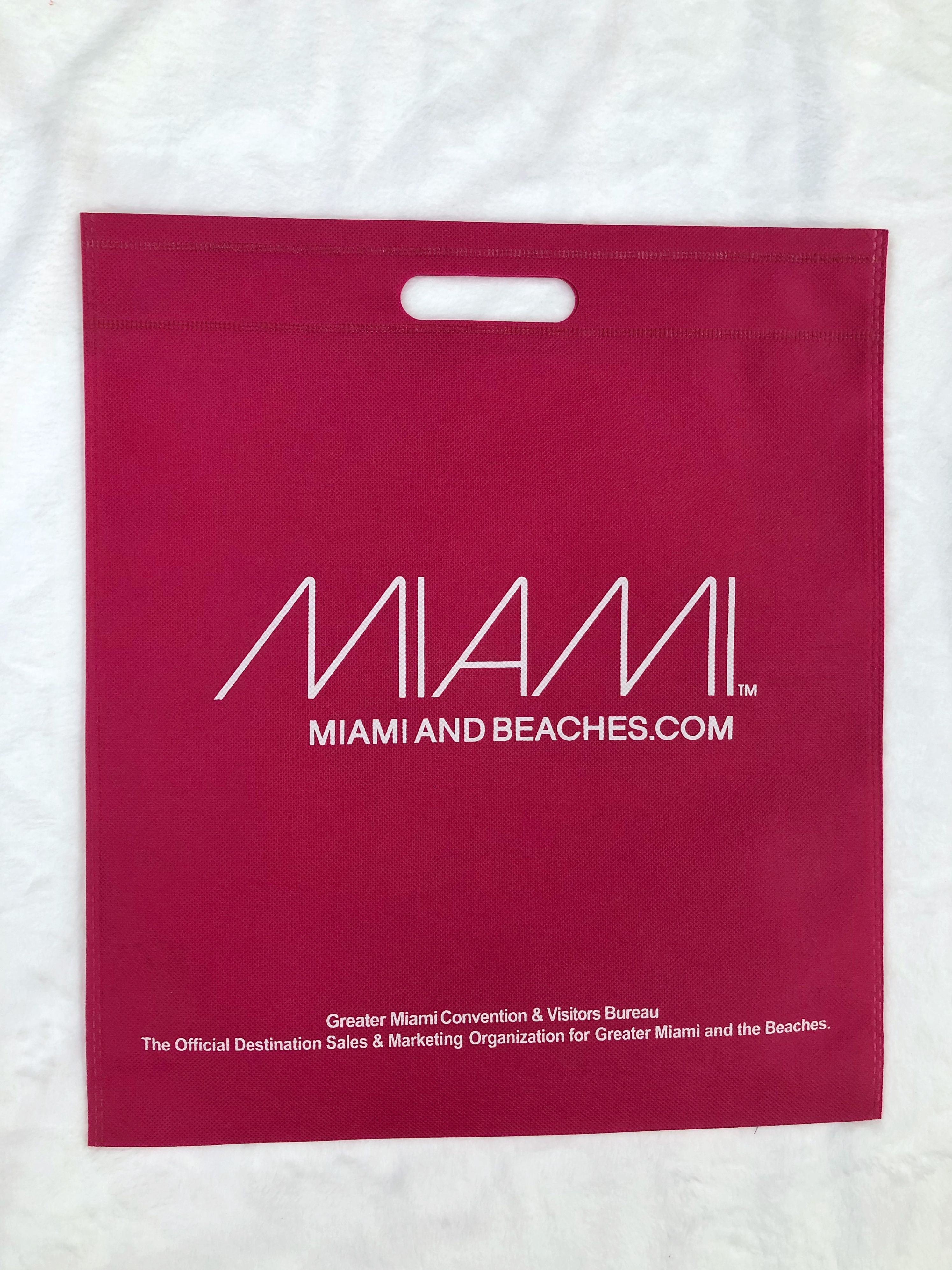 RSN-01 Die cut Handle Bag