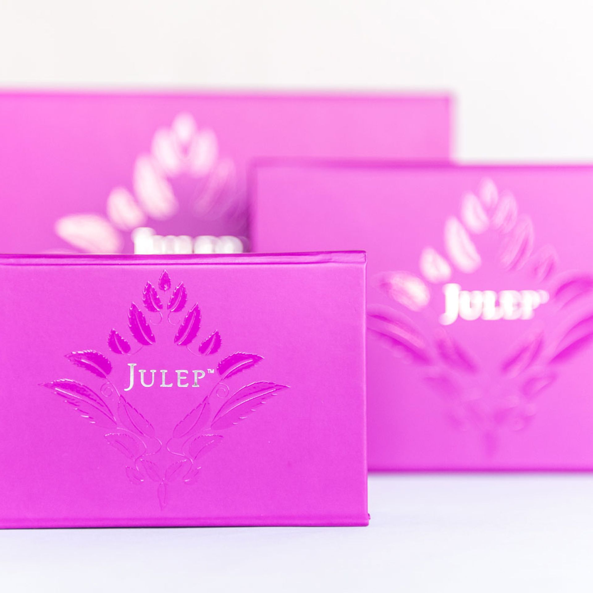 thumbnail of PBX302 collapsible Magnetic Box