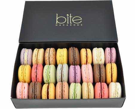 PBX721 Macaron Box 24ct