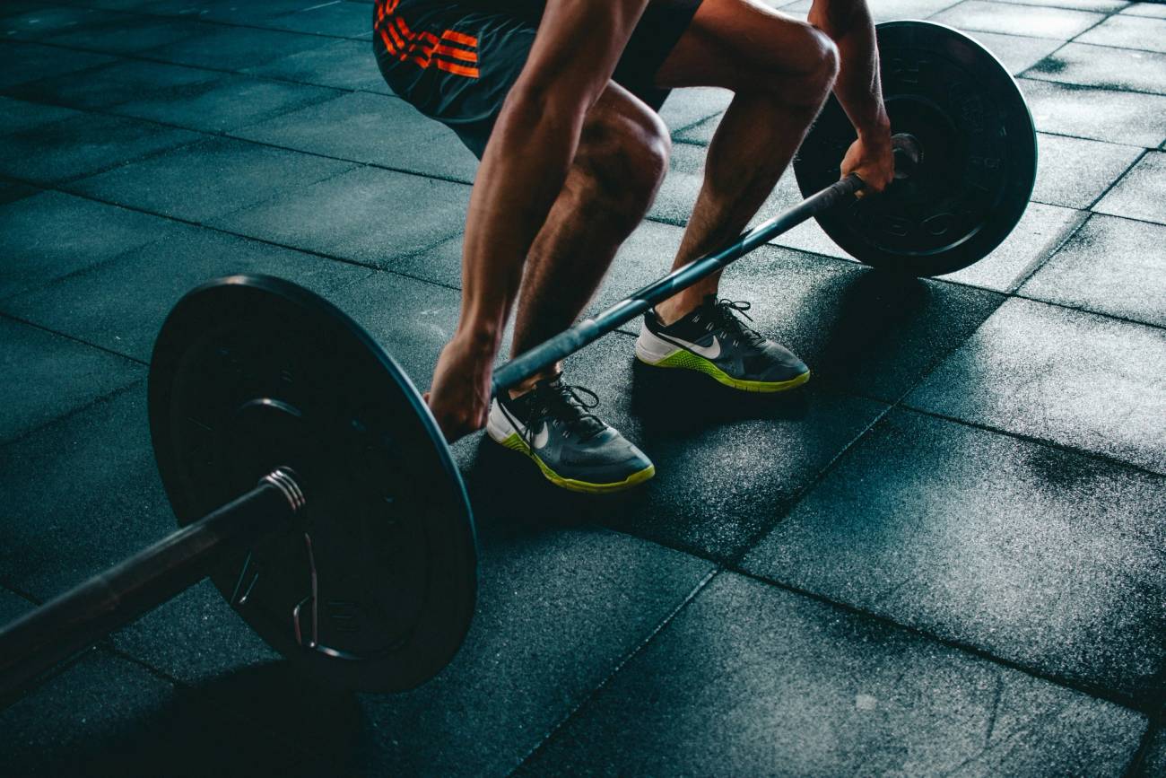 Man lifting weights