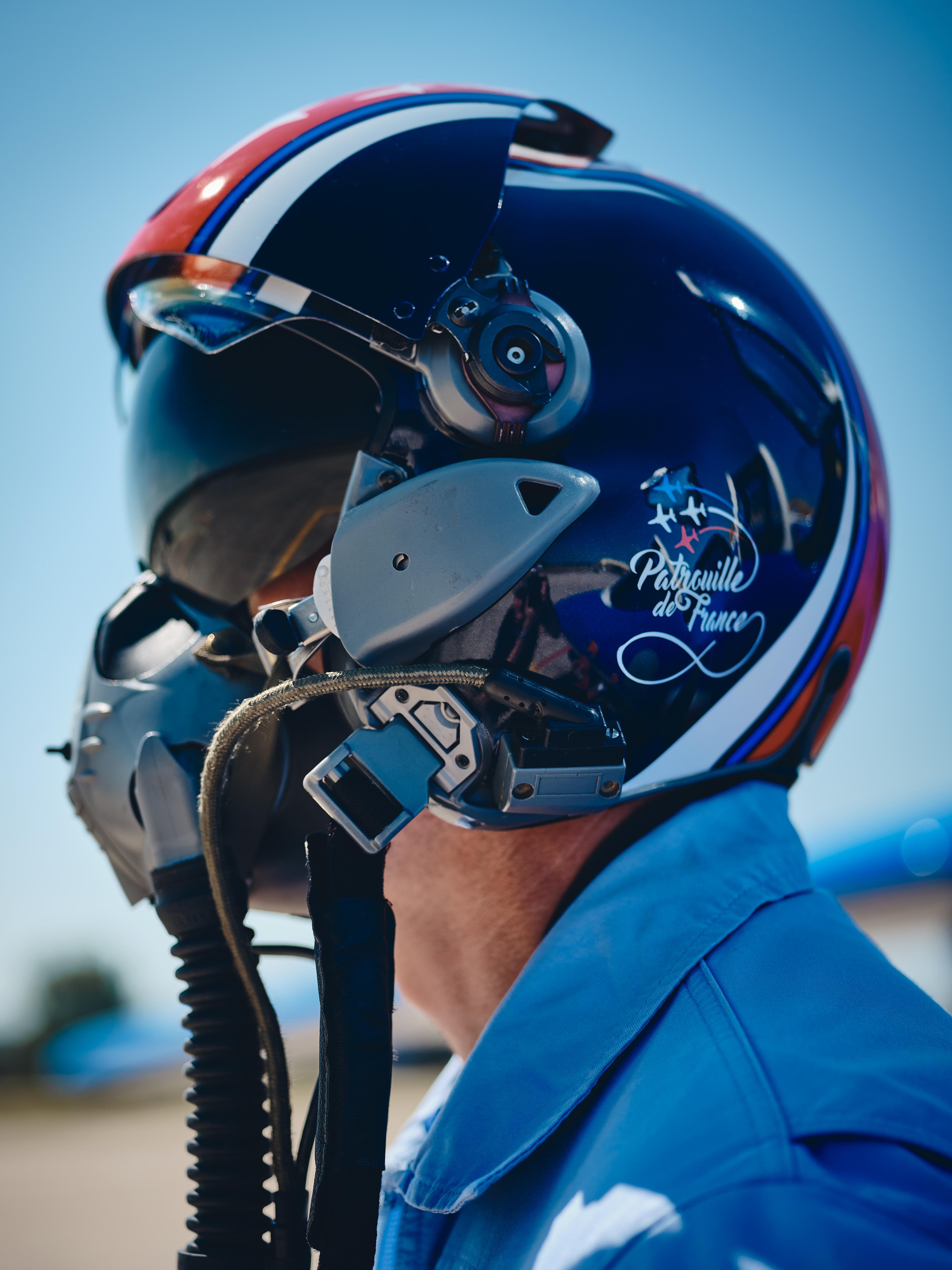Capitaine Michael Jost. Patrouille de France. Extérieur Droit, Marseille. For Bugatti