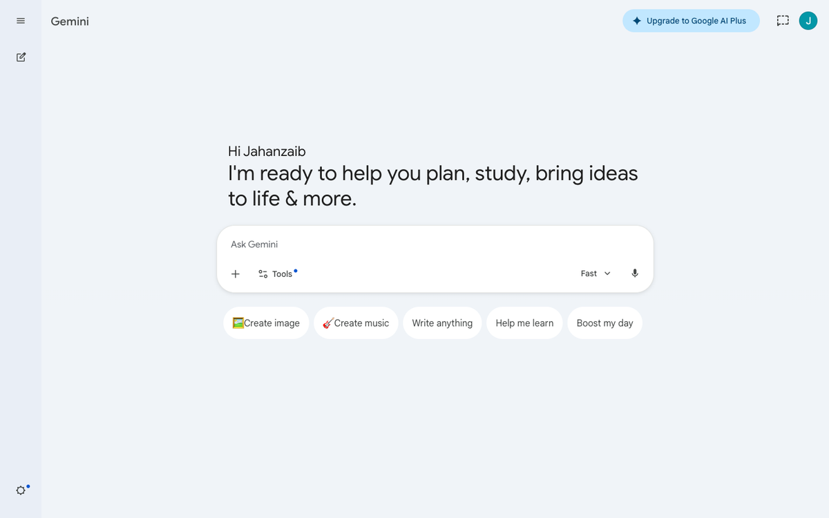 Google Gemini chatbot interface showing the 1 million token context window and Workspace integration