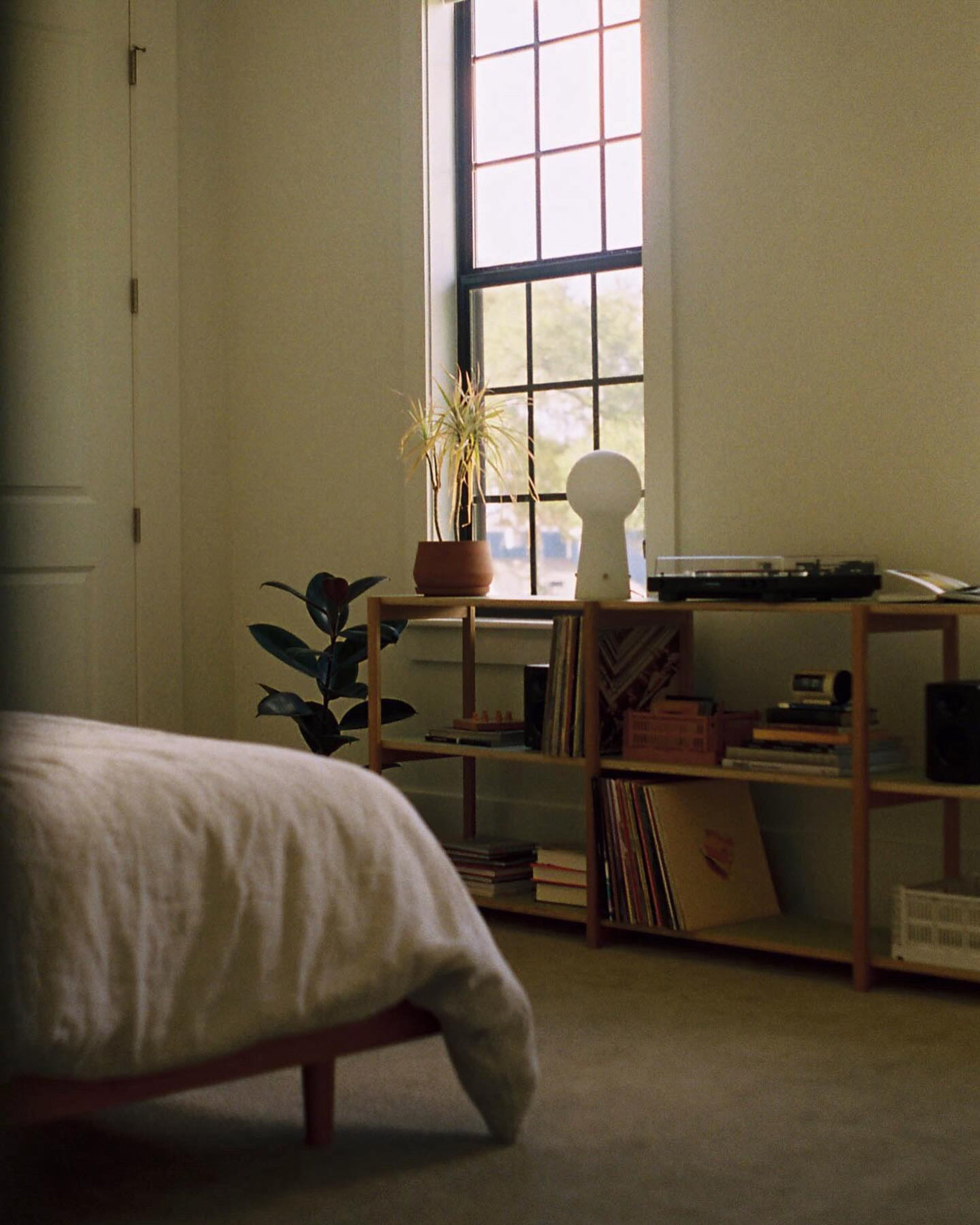 Akron Street furniture at home, photo by @the_bauhouse