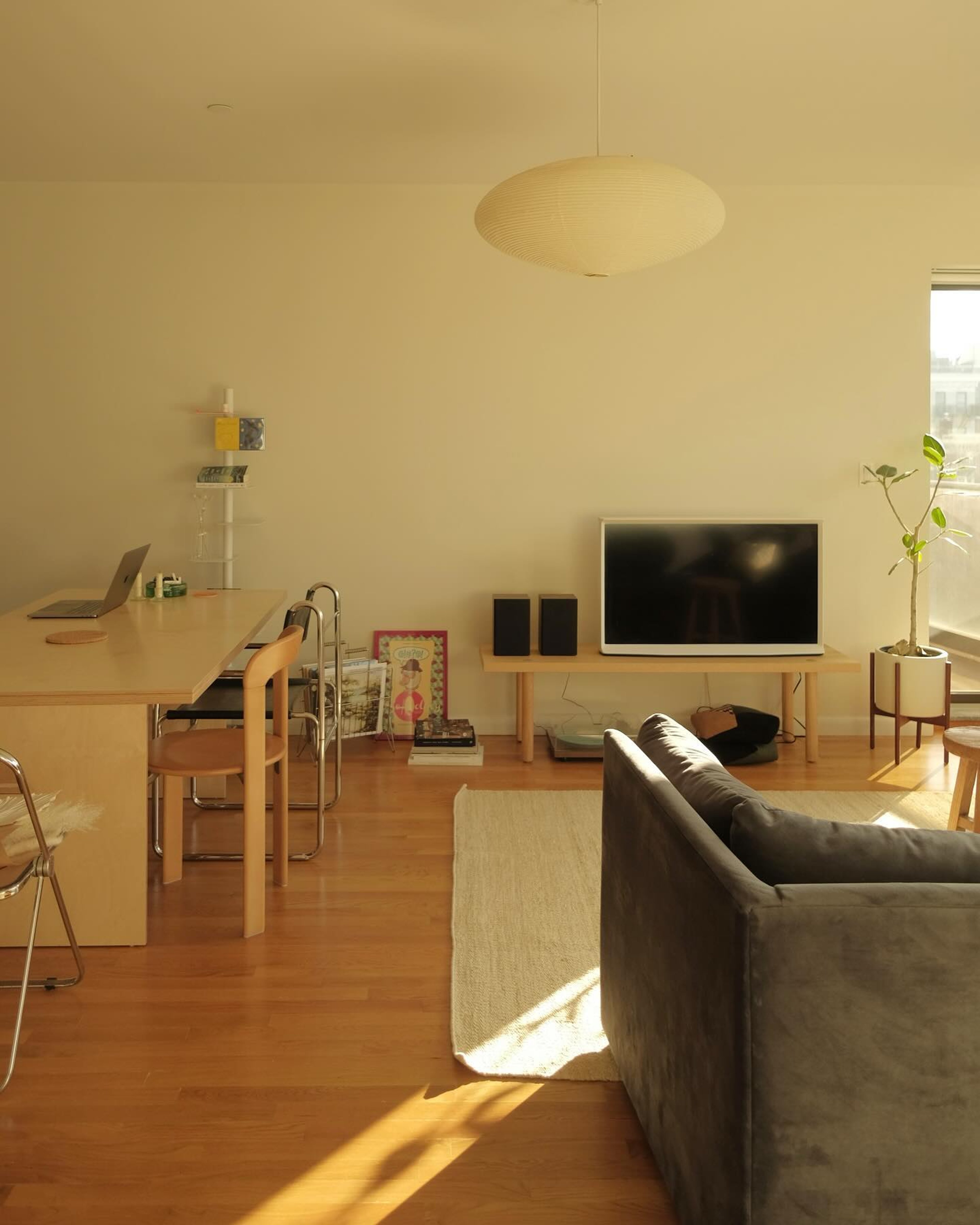 Akron Street furniture at home, photo by @tiffanymkim