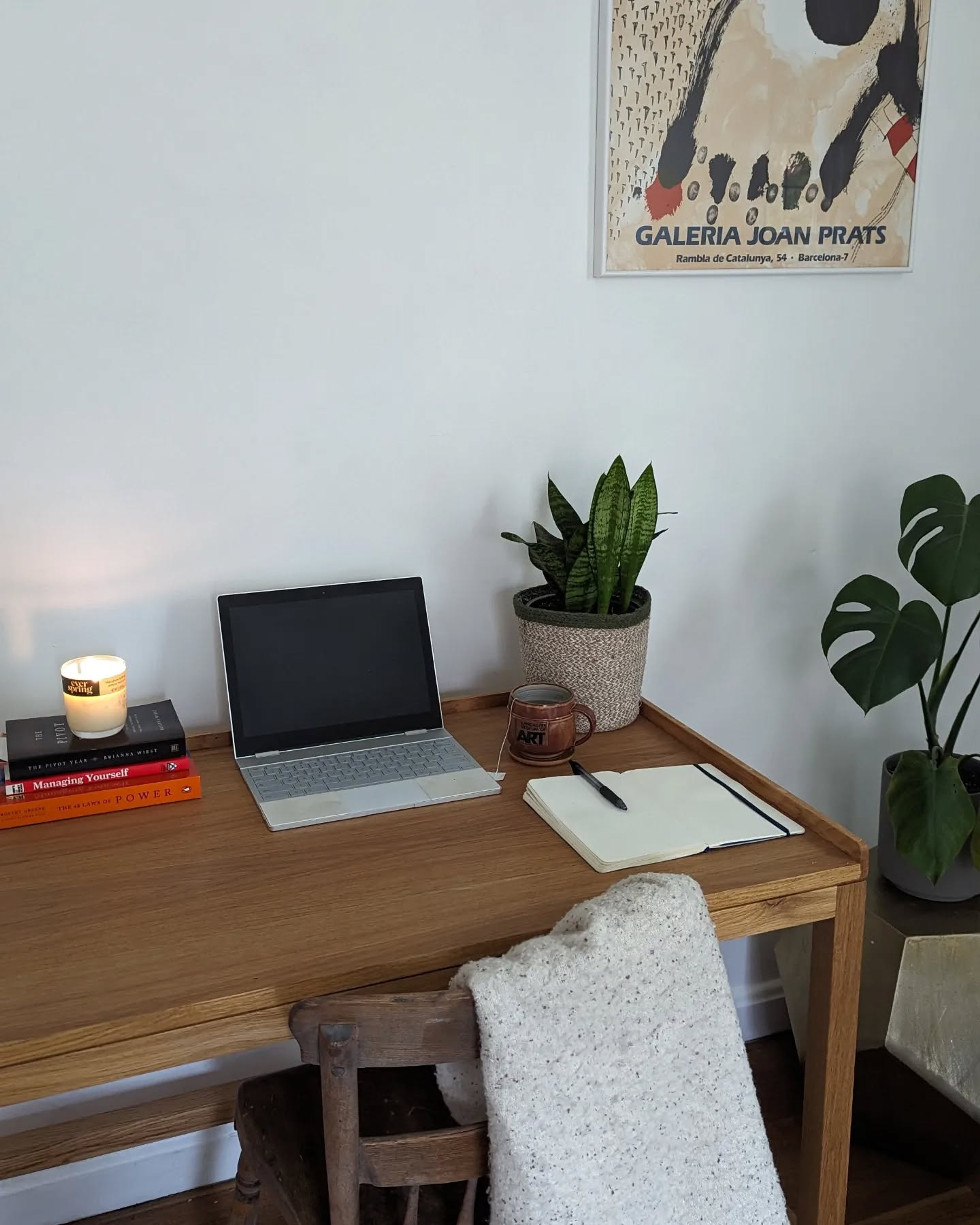 Akron Street furniture at home, photo by @courtallmond