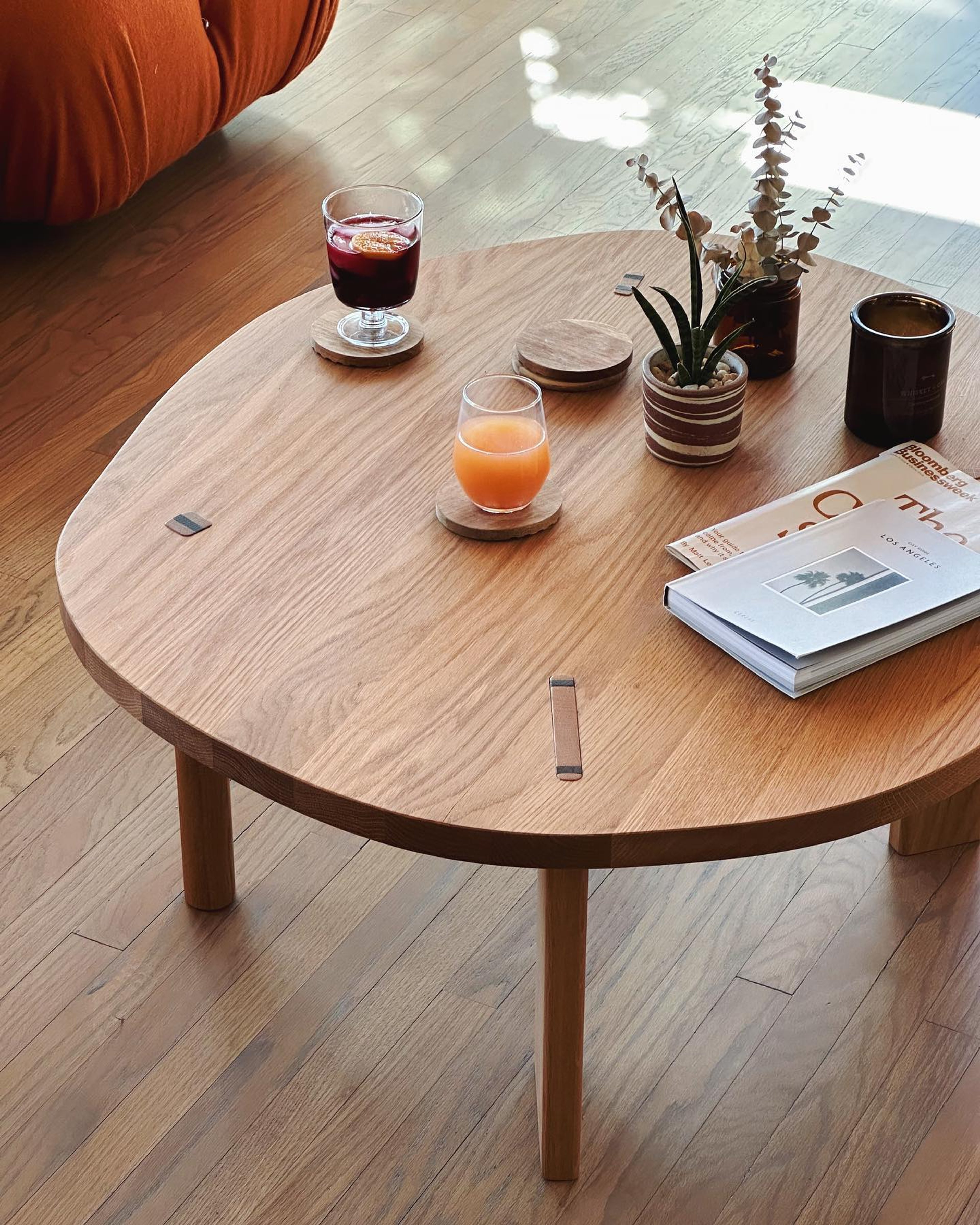 Akron Street furniture at home, photo by @haus.in.la
