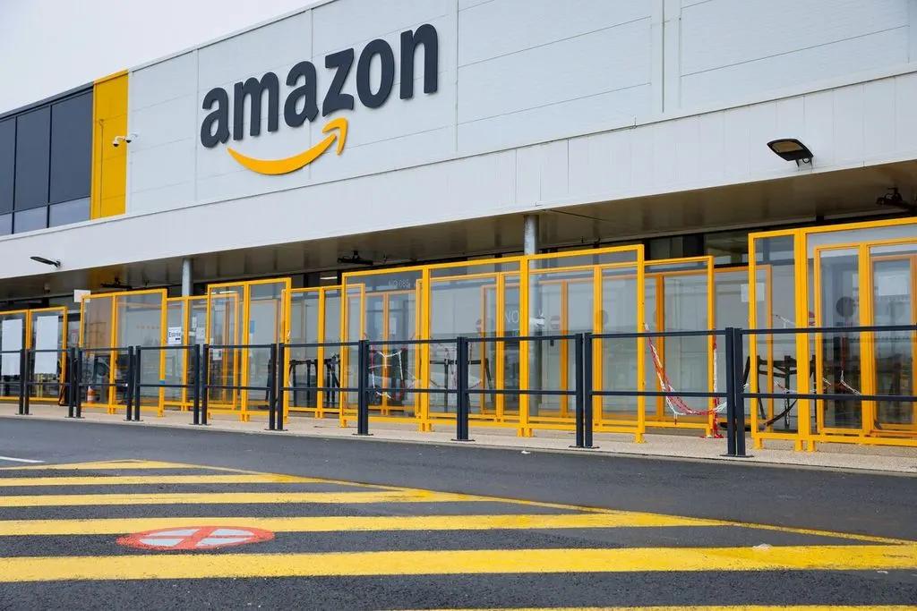 Saham Amazon Naik ke Rekor Tertinggi Setelah Laporan Keuangan Q3 2025
