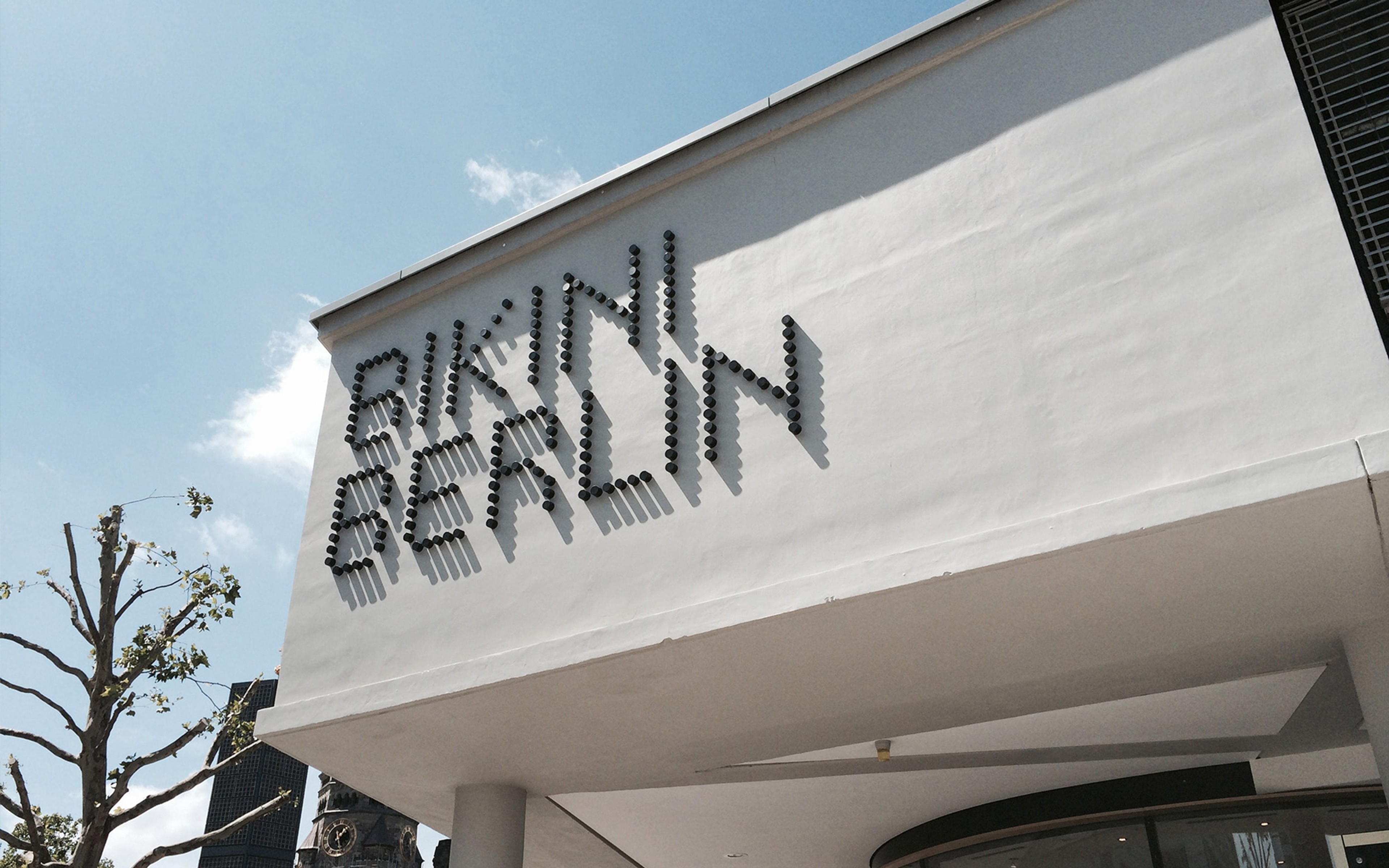 Bikini Berlin Case 9