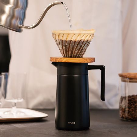 Hario Thermoskanne Double-Walled Thermal Pot schwarz 800 ml