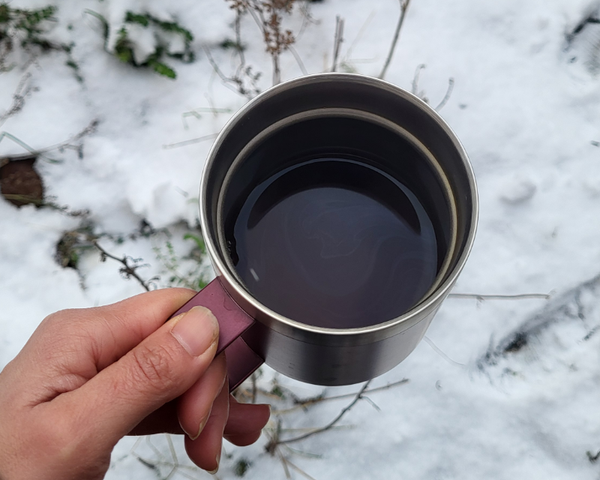 Warawul-Kaffee, im Freien zubereitet und genossen