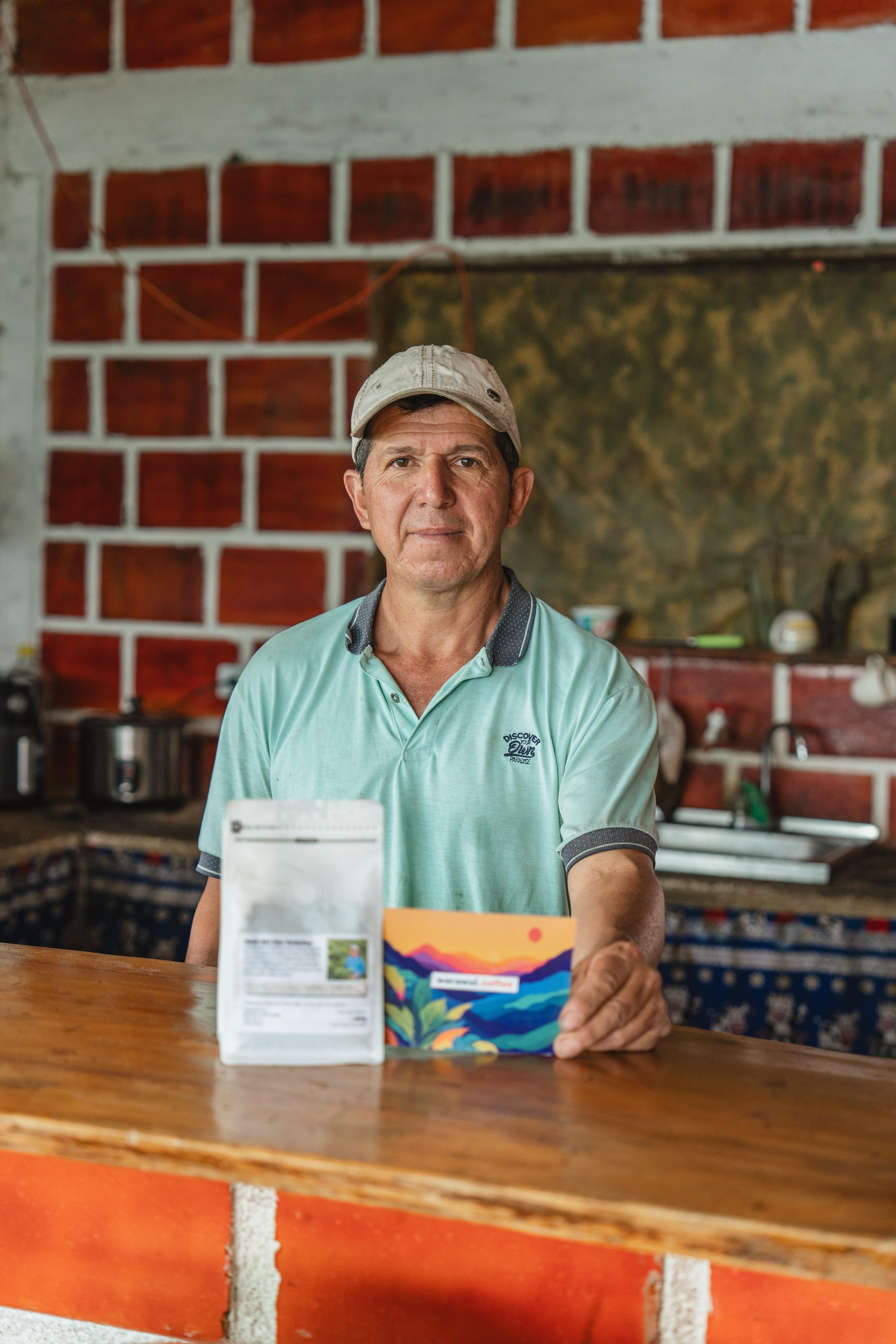 José del Mar Ordoñez auf seiner Kaffeefarm, Bella Vista, in Kolumbien. Foto: Semilla Coffee