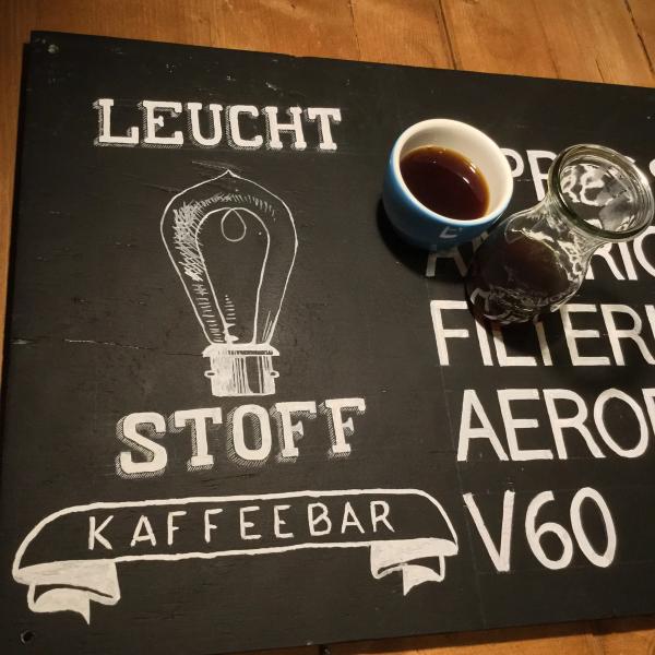 Leuchtstoff Kaffeebar