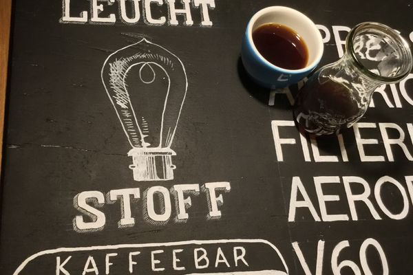 Leuchtstoff Kaffeebar