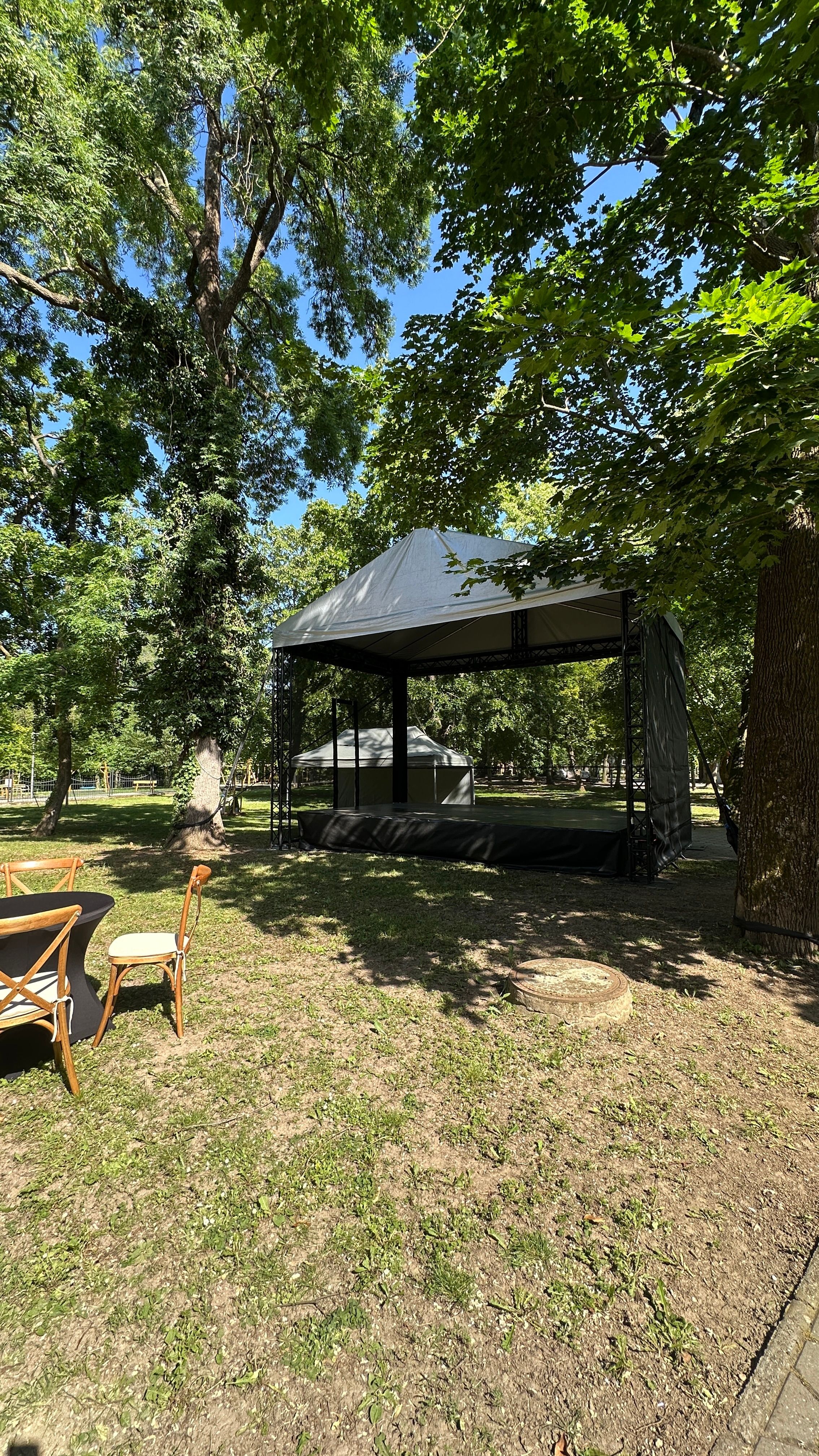 Zastrešenie + pódium — fotka 7