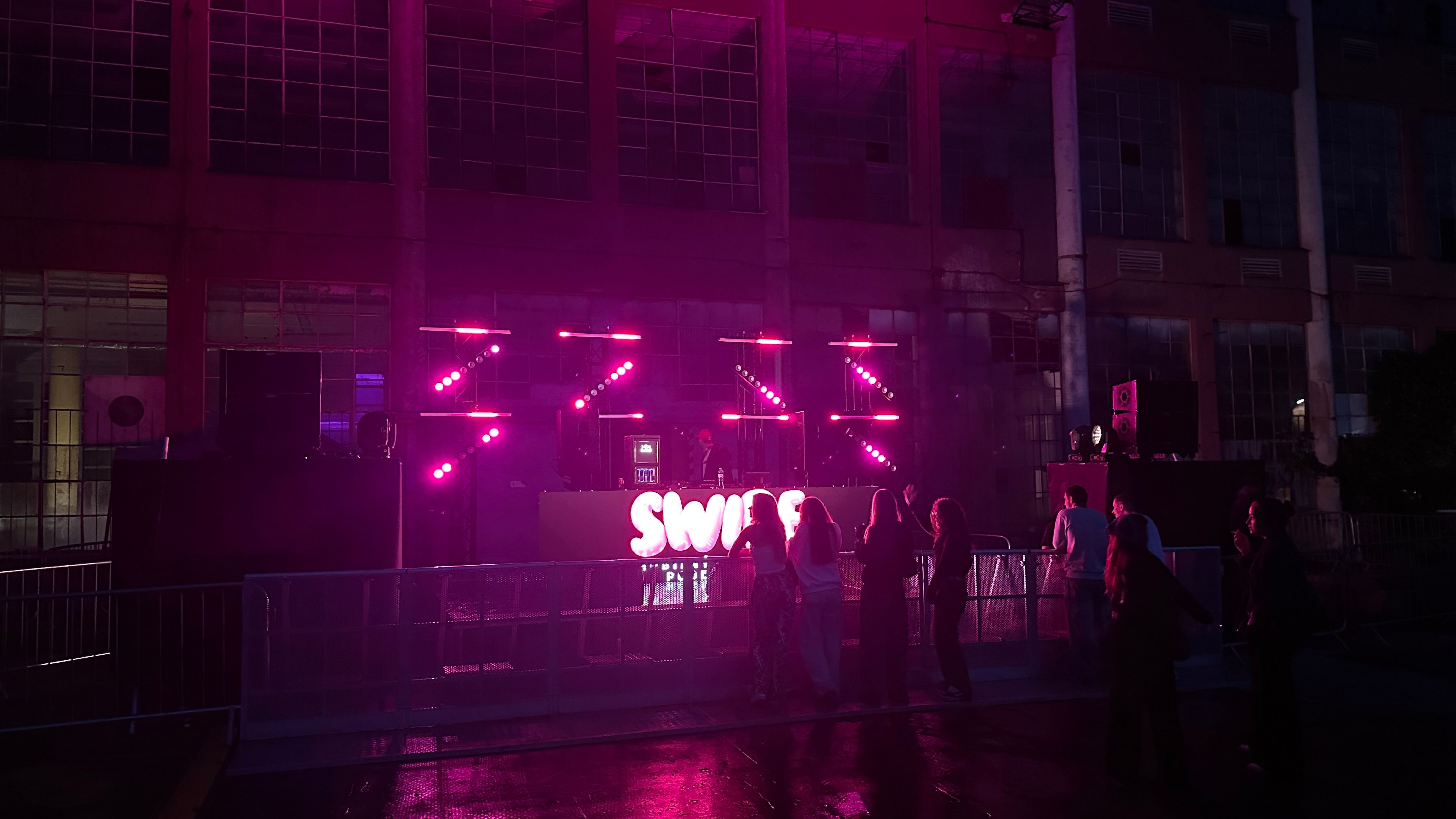 Telekom Swipe Gleb Partizánske — fotka 3