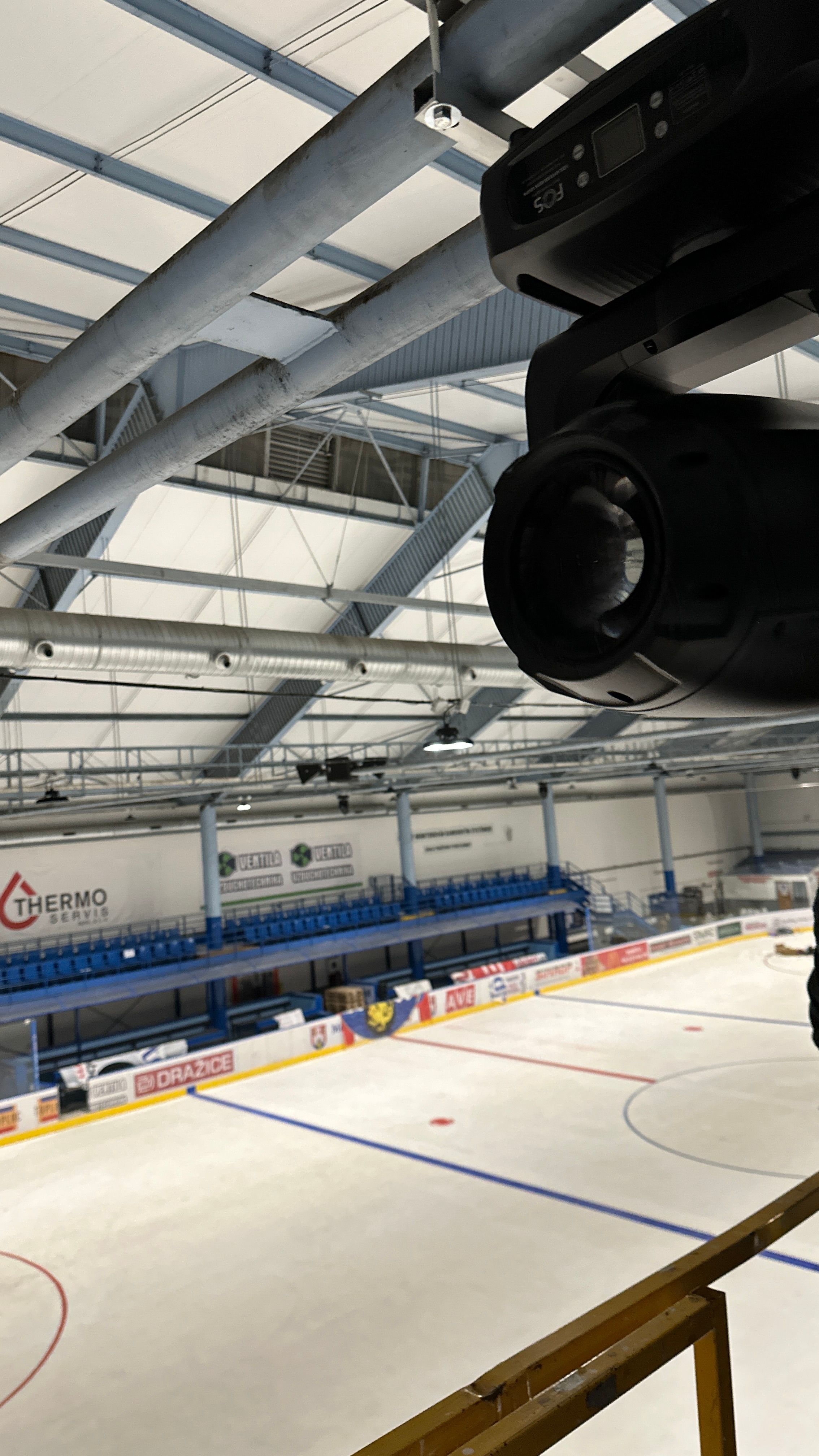 Pevna instalacia - inteligentne svetla - stadion — fotka 5