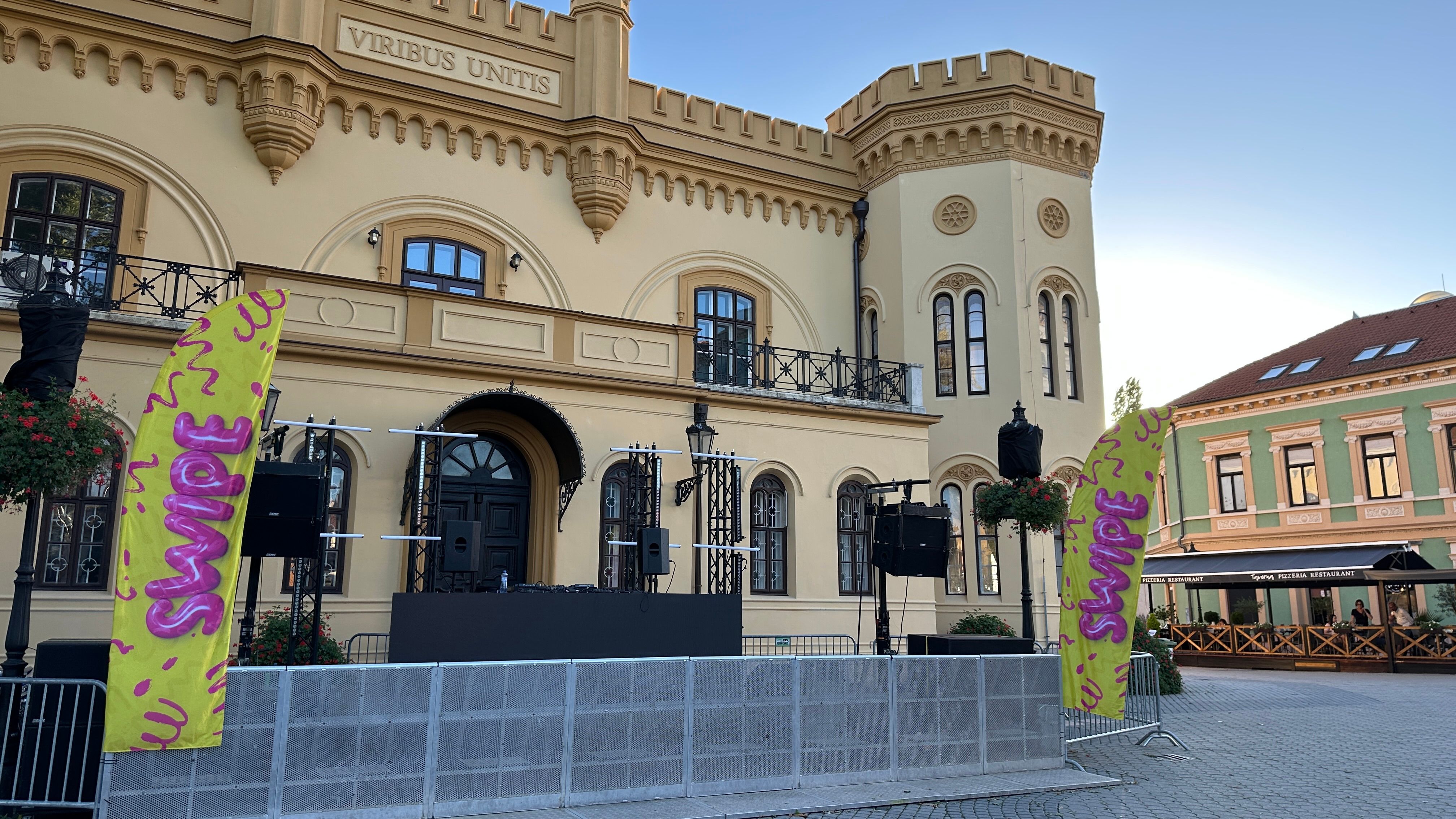 Telekom Swipe Glep Komárno — fotka 1