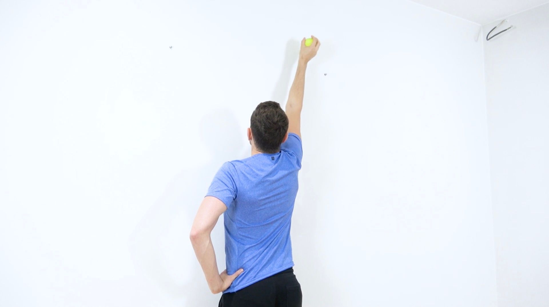 Lancer de balle au mur