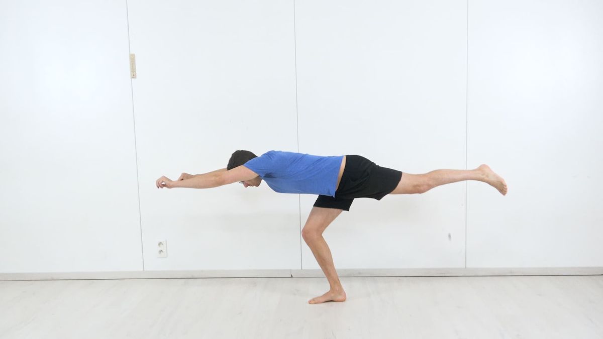 Saut & flexion du tronc sur une jambe