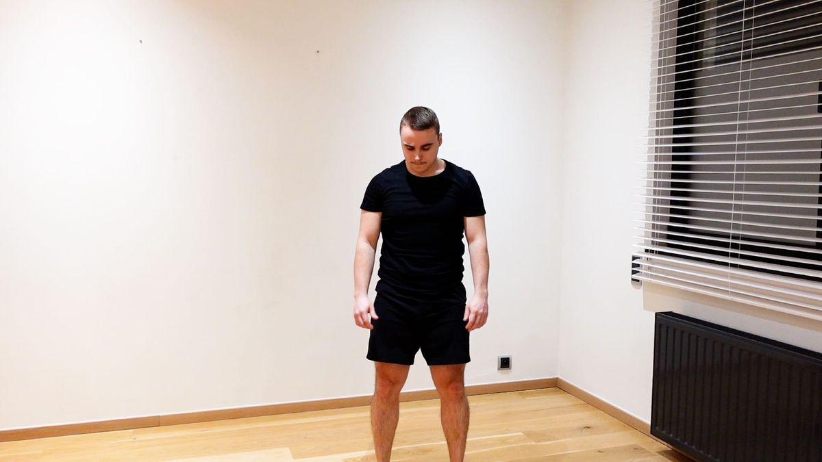 Sauts sur place avec réception en triple flexion