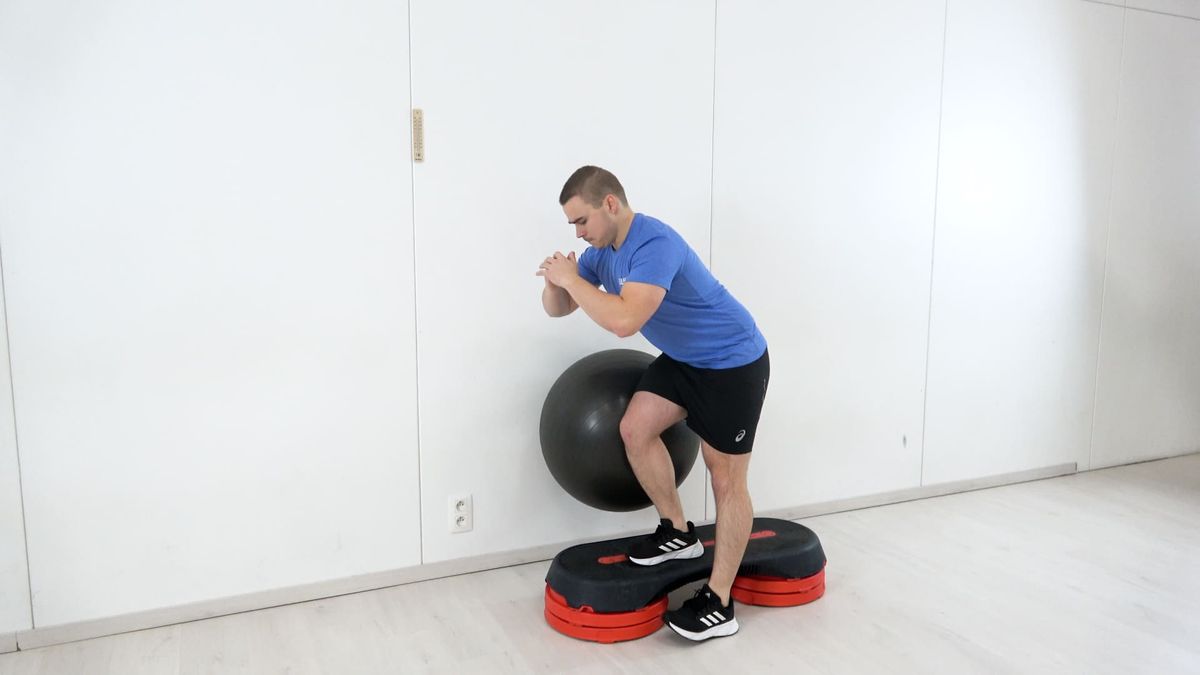 Squat unipodal avec contrôle du genou