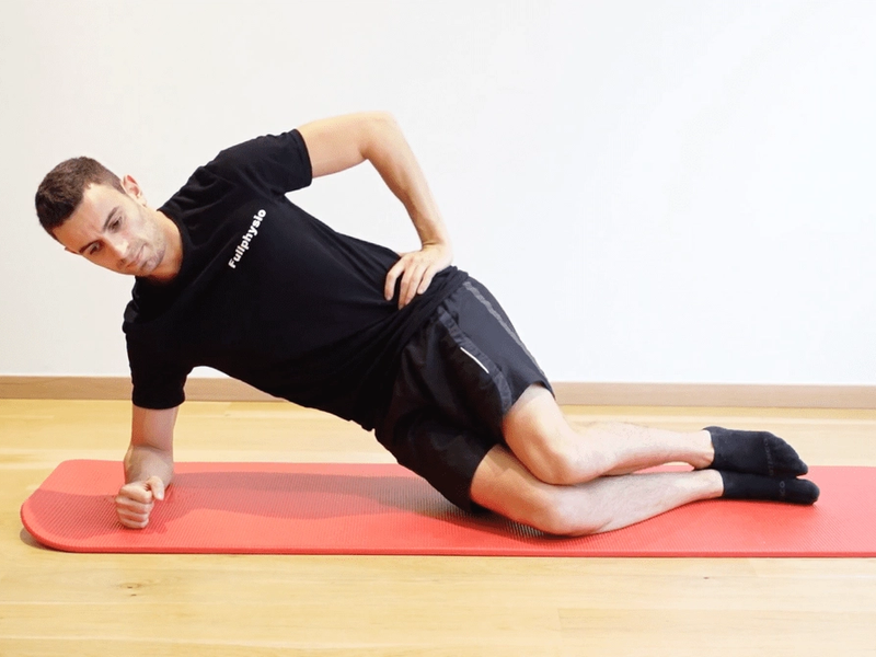 Gainage latéral hanches & genoux fléchis, vue 2