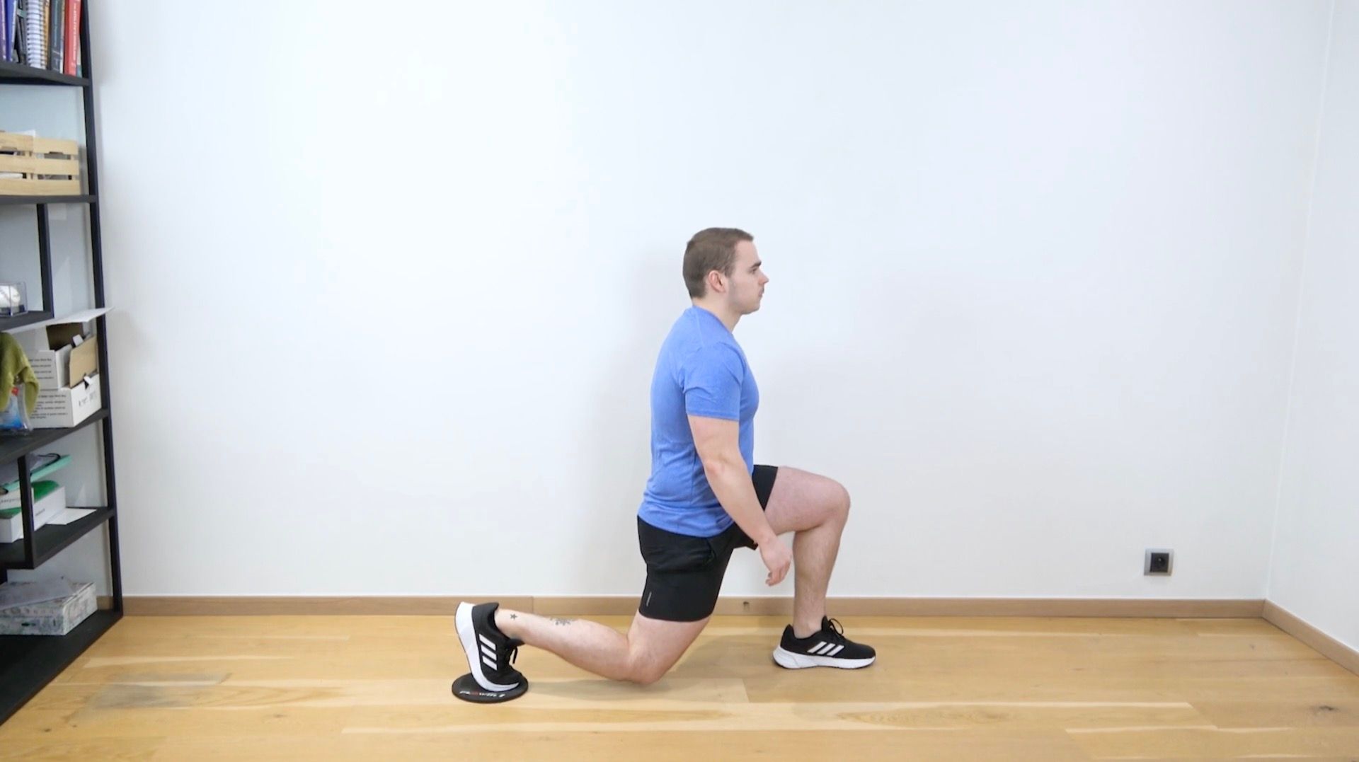 Reverse Lunge With Slide