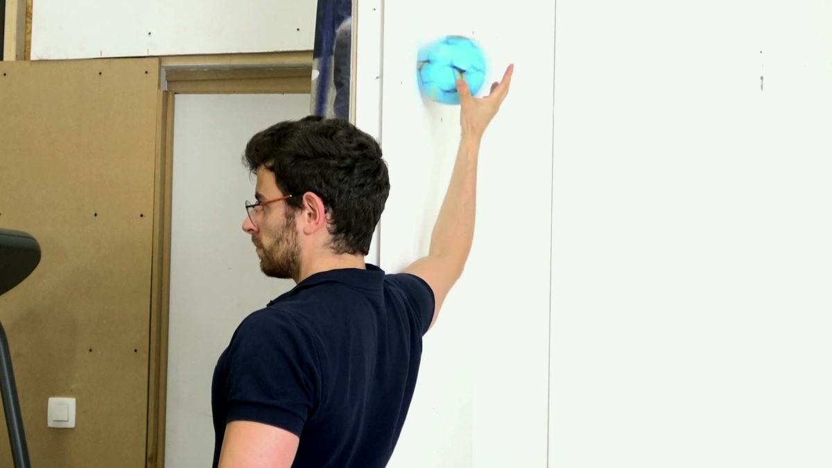 Ball Bounce Against the Wall, Open Arm