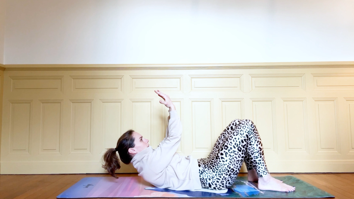 Chest lift avec avant-bras en supination