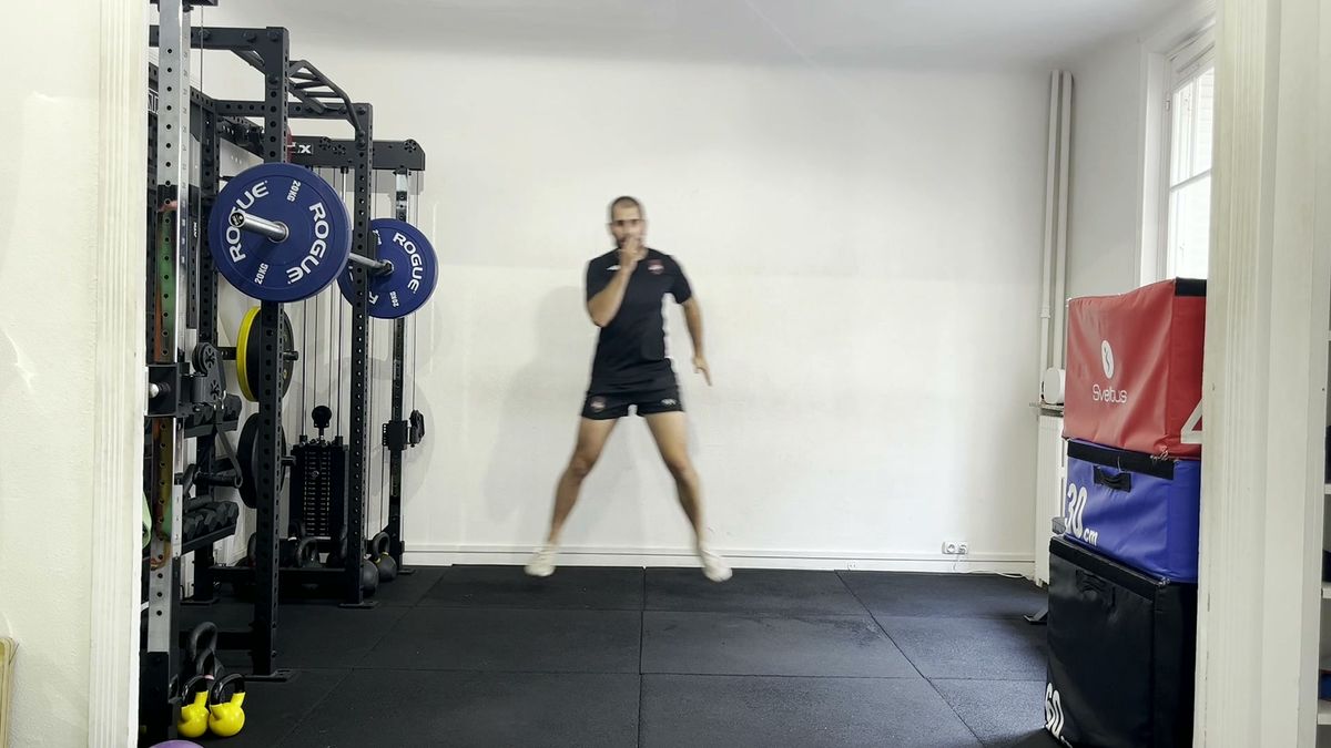 Lateral bounds enchainés