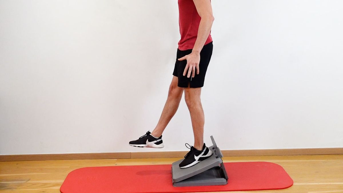 Mise en charge sur plan incliné (pied en flexion plantaire)
