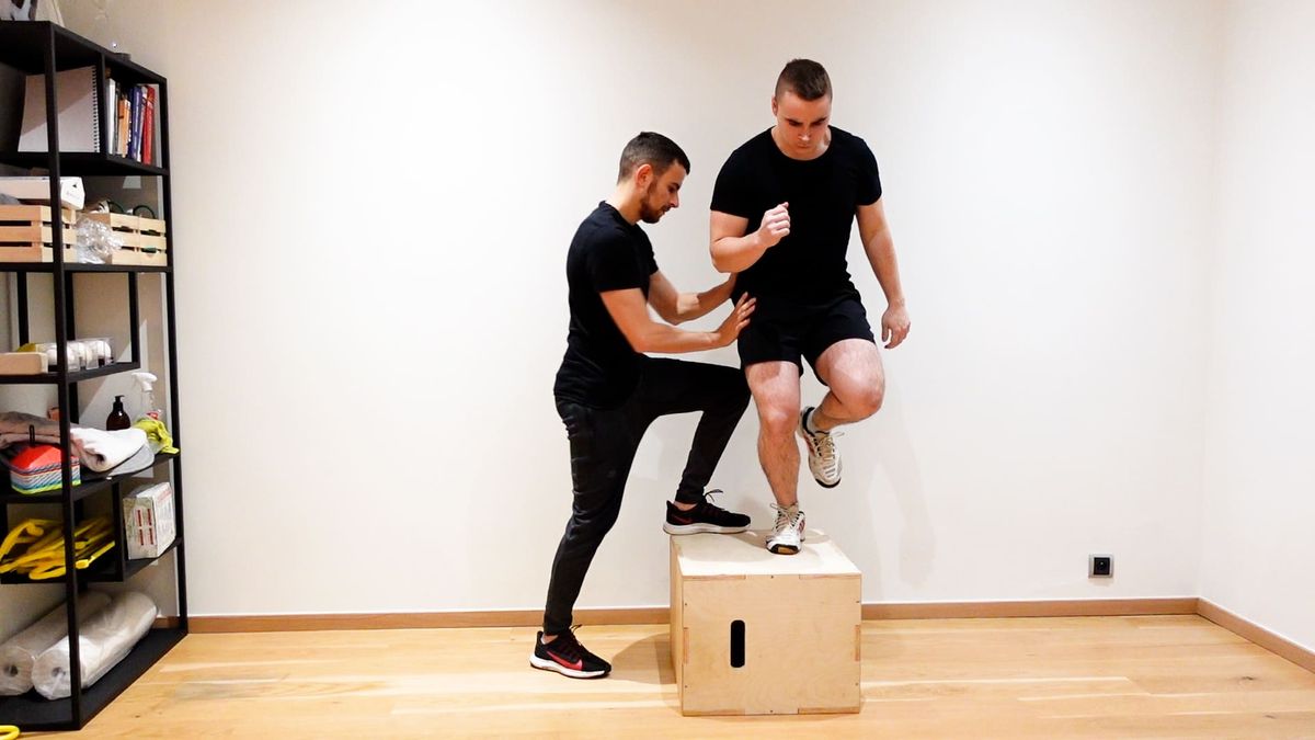 Single-Leg Reception After Destabilization