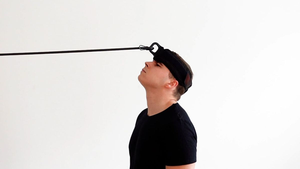 Cervical Extensor Strengthening With an Elastic Band Around the Head