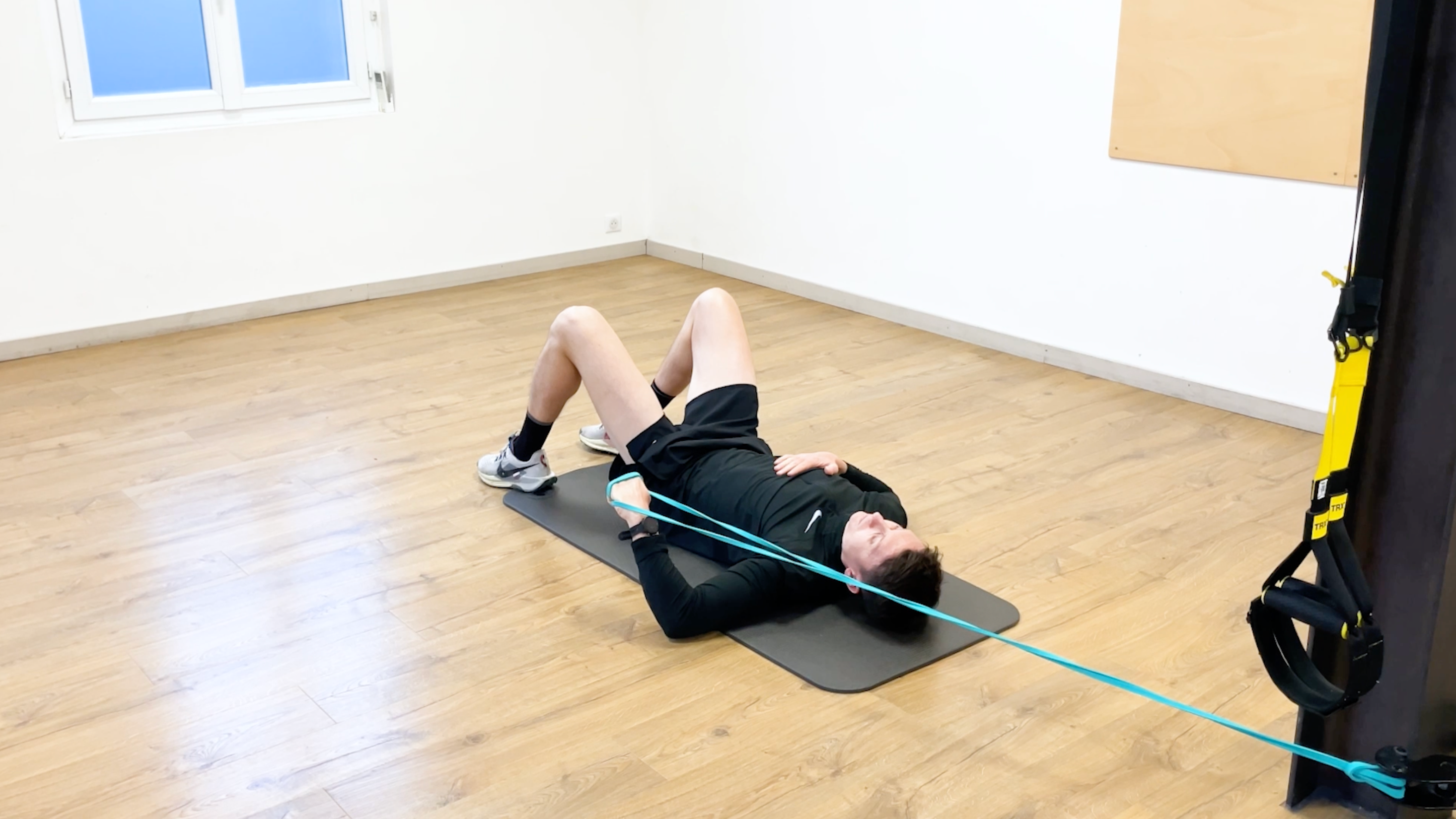 R2 Internal Rotation in Lying Position