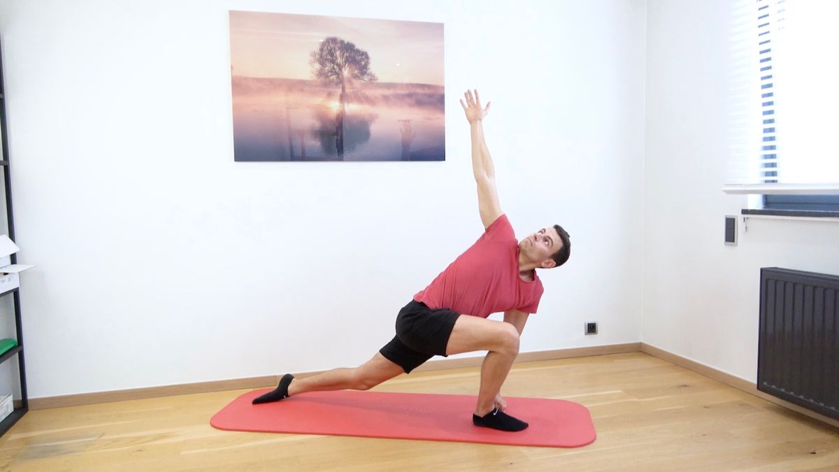 Chest Rotation Mobility in Deep Lunge