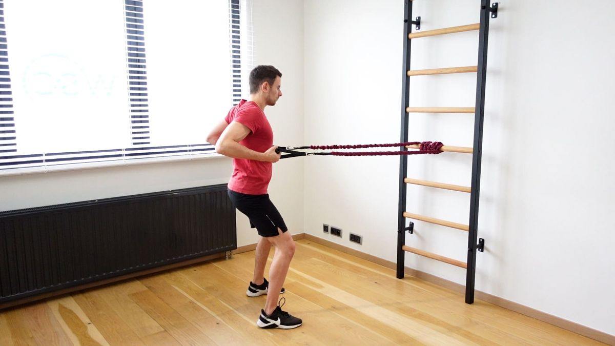Tirage horizontal debout avec élastique