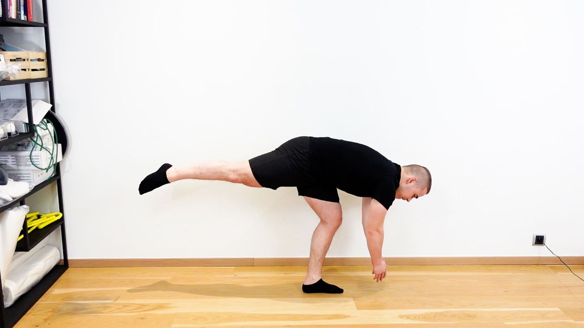 Single-Leg Eccentric Hamstring Hinge