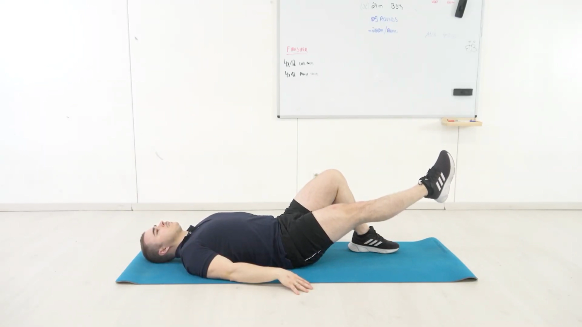 Flexion hanche 30° maintenue