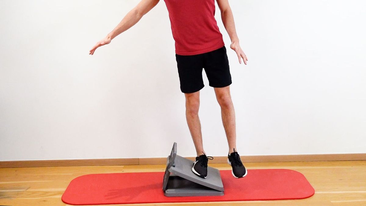 Mise en charge sur plan incliné (pied en pronation)