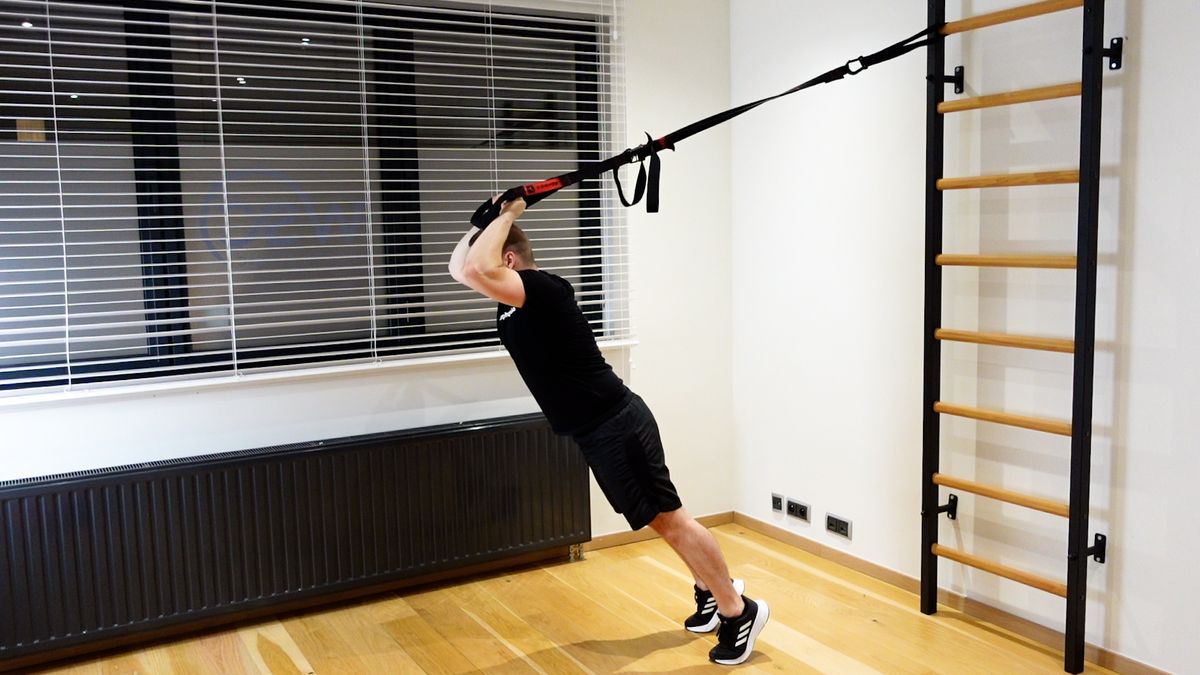 Renforcement triceps avec TRX