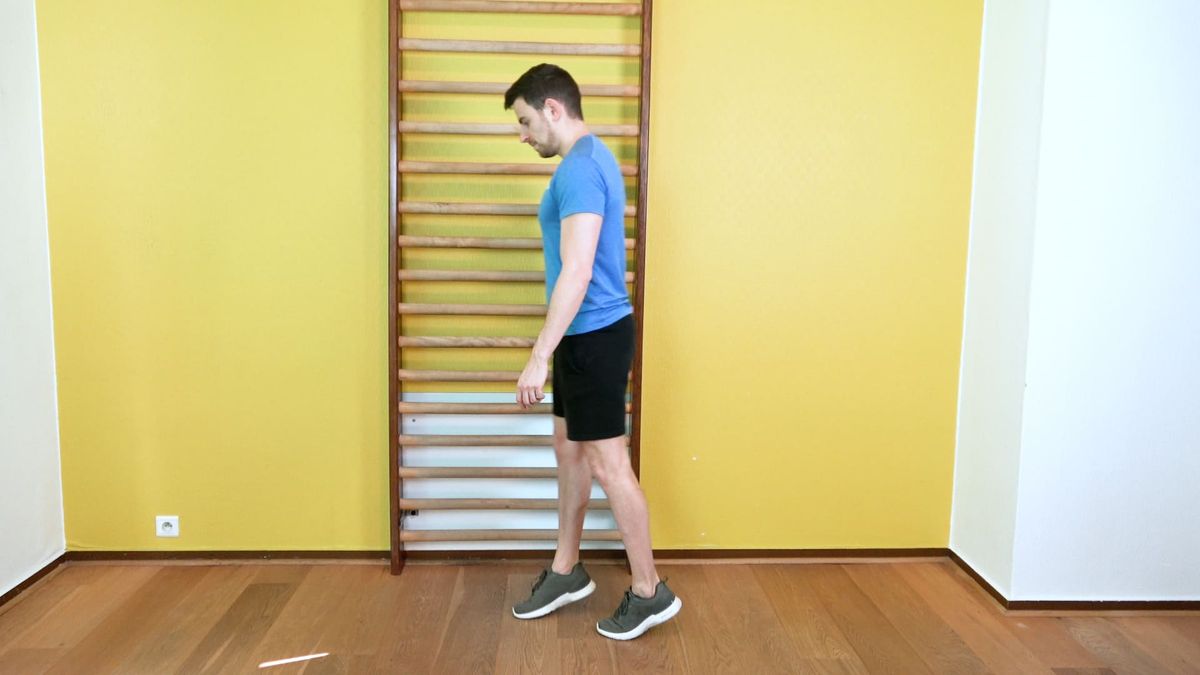 Walking on Tiptoes